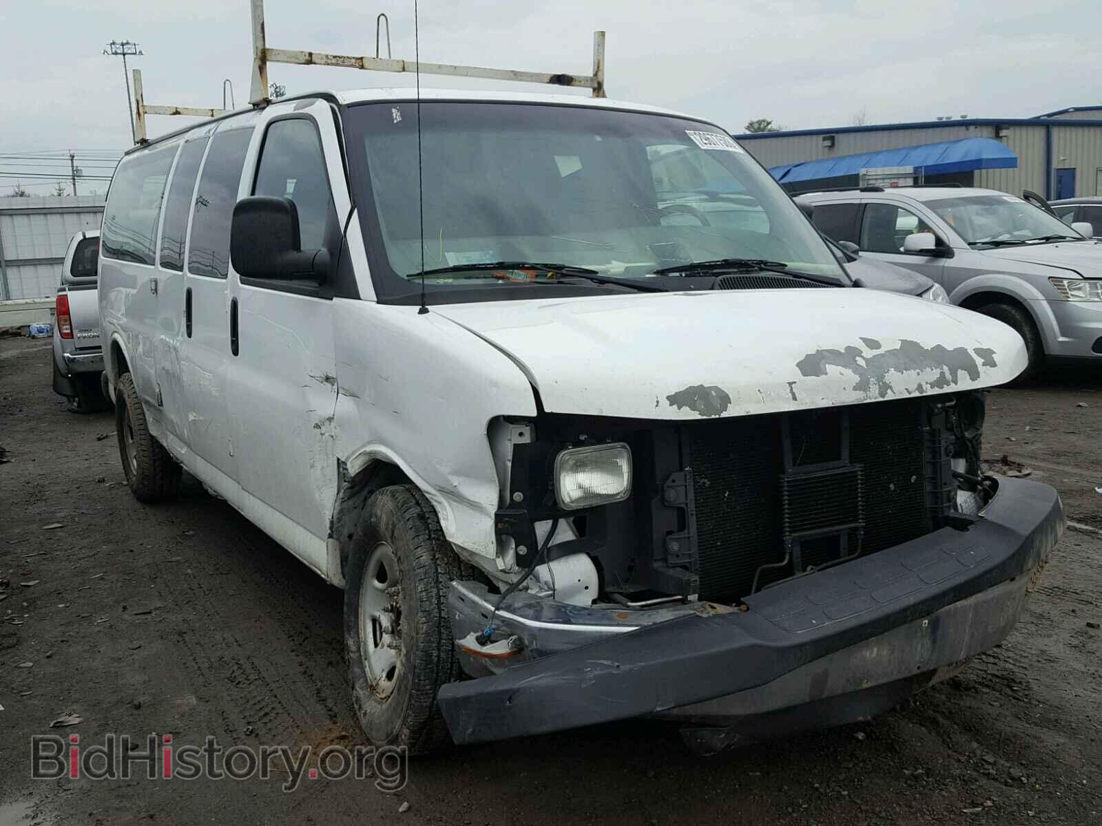 Photo 1GTGG29C781119625 - GMC SAVANA 2008