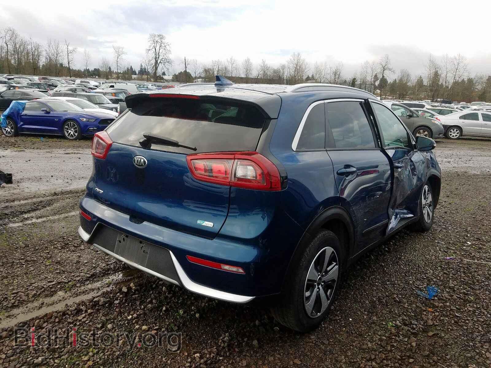 2017 KIA NIRO - VIN: KNDCC3LC2H5043247 - Фото 4