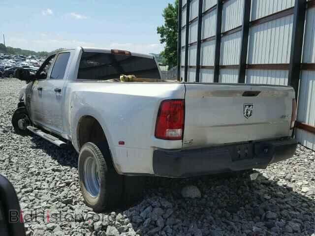 2014 RAM 3500 - VIN: 3C63RRGL5EG112987 - Photo 3