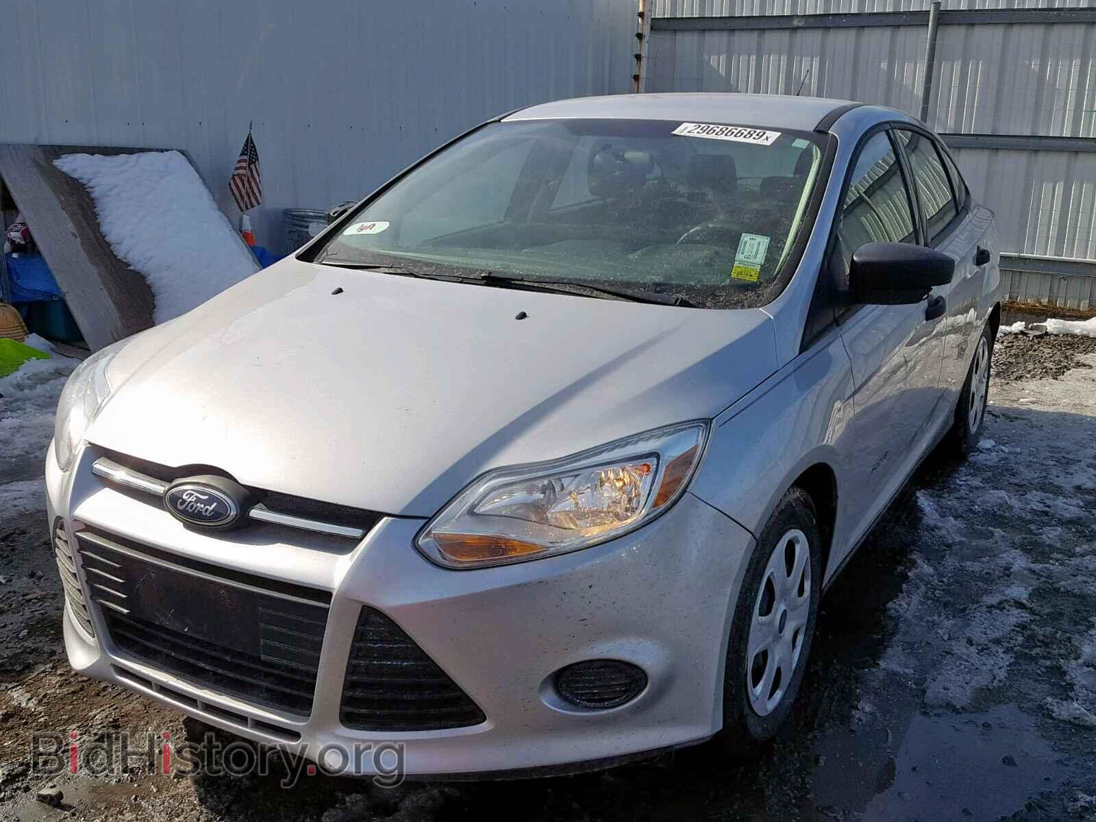 2013 FORD FOCUS - VIN: 1FADP3E24DL166797 - Фото 2