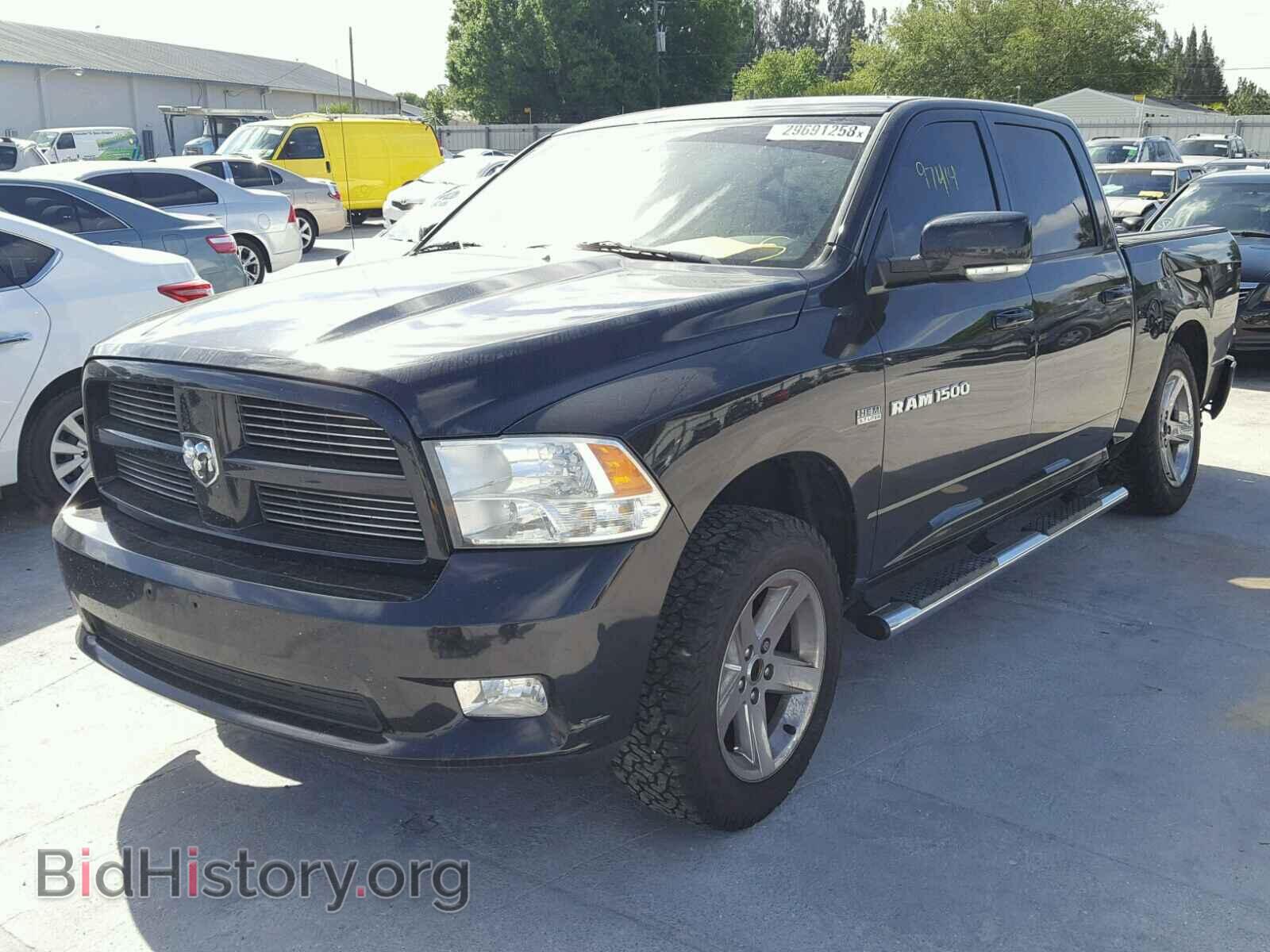 2011 DODGE RAM 1500 - VIN: 1D7RB1CT6BS554198 - Фото 2