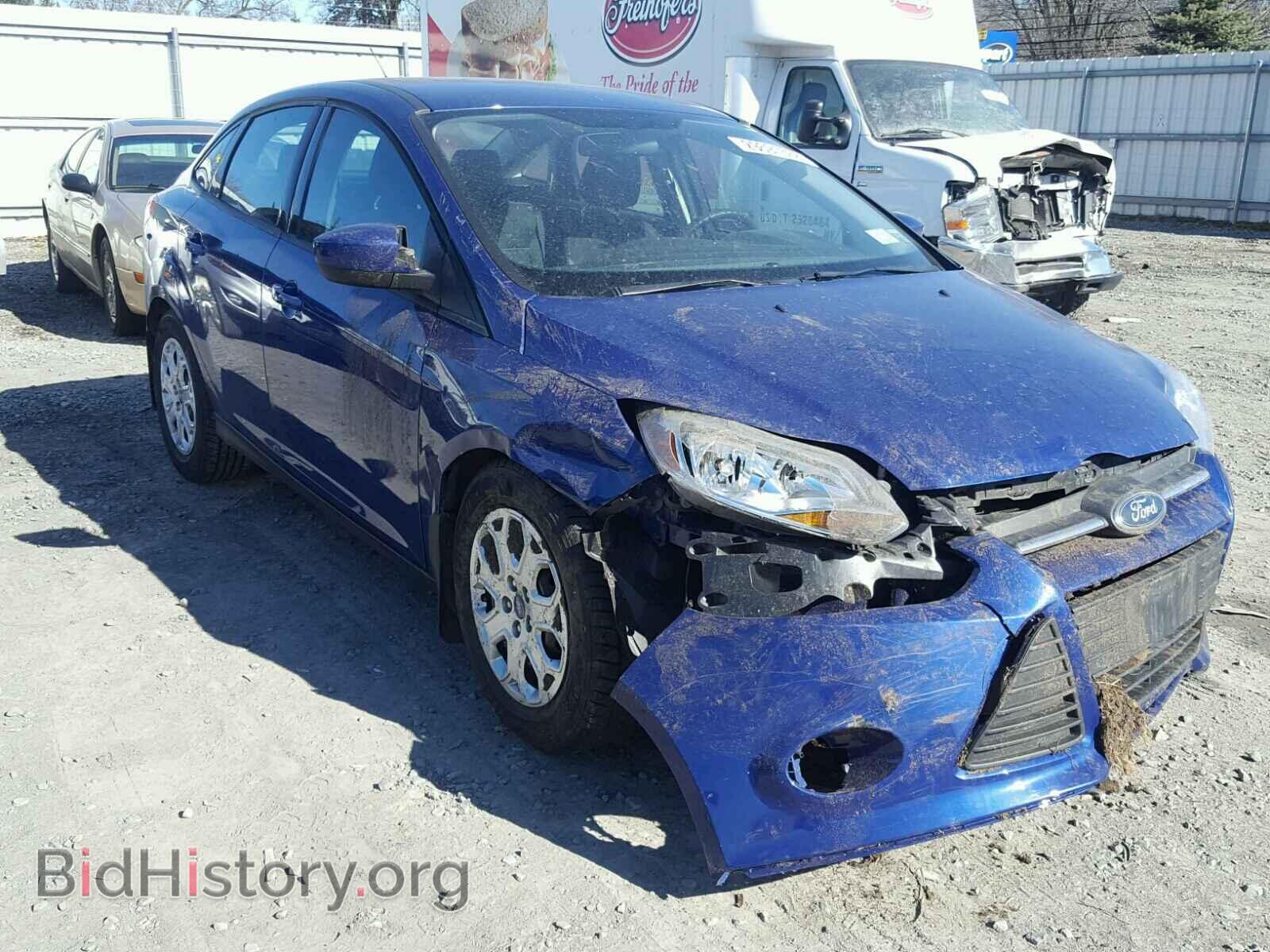 Photo 1FAHP3F25CL246592 - FORD FOCUS 2012