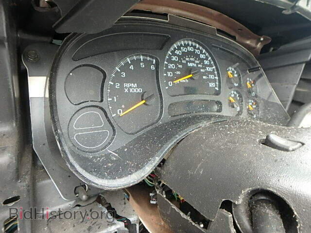 2005 CHEVROLET SILVERADO - VIN: 2GCEK19B851208228 - Фото 8