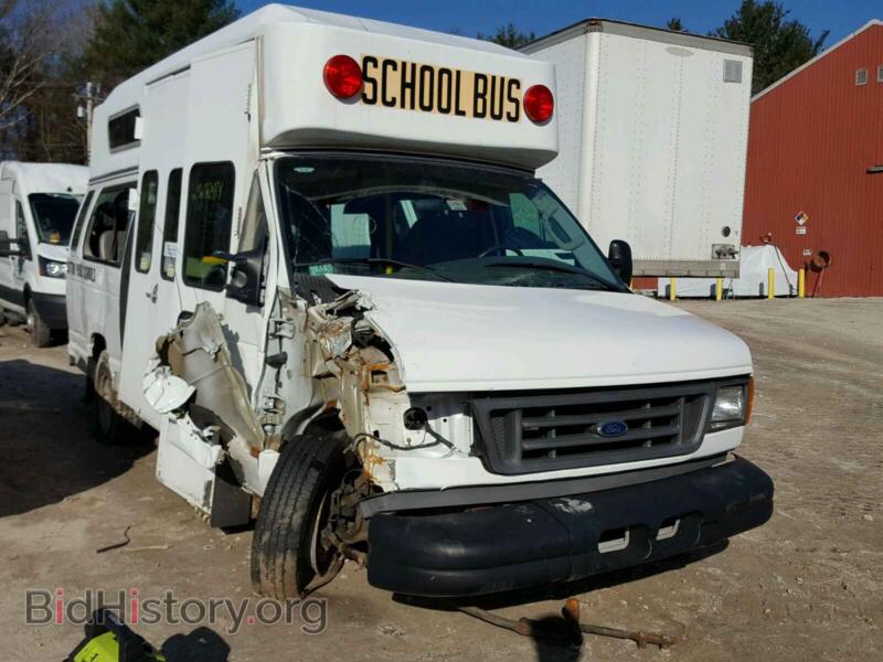 2007 Ford ECONOLINE (VIN 1FTSS34L17DA63880) — photo 1 of 10, Copart, damage: front end