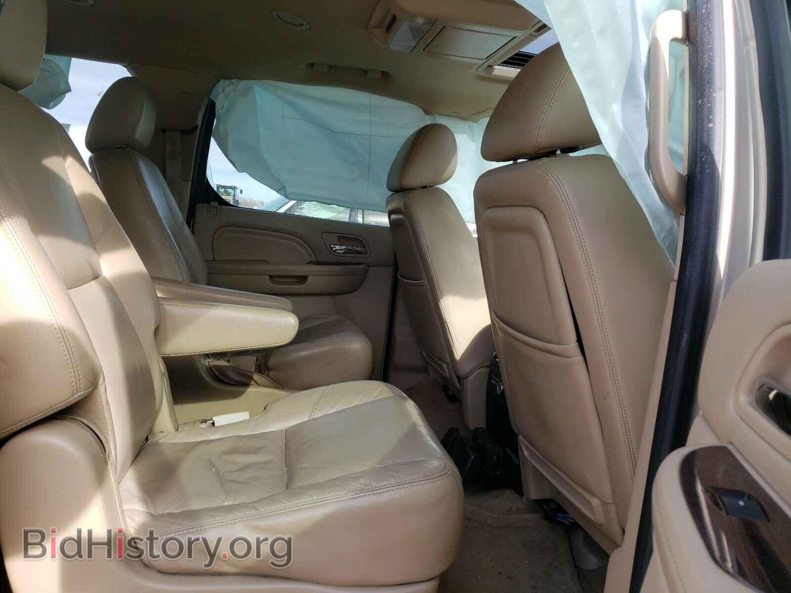 2011 CADILLAC ESCALADE - VIN: 1GYS3JEF5BR218687 - Фото 6