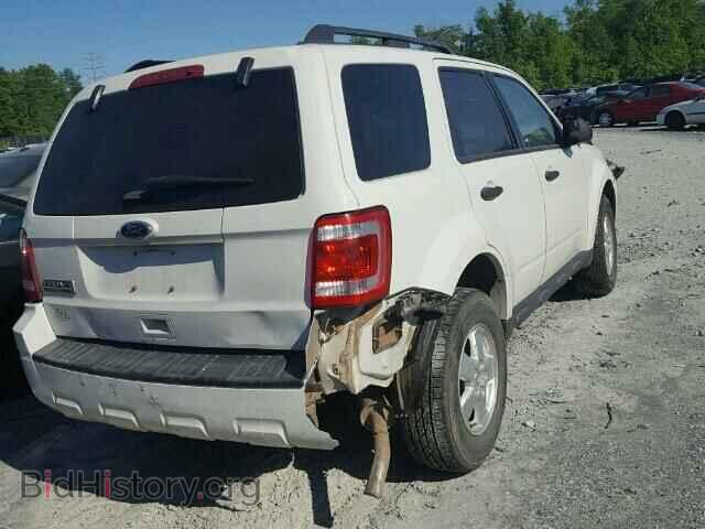 2011 FORD ESCAPE - VIN: 1FMCU0D76BKC04703 - Фото 4