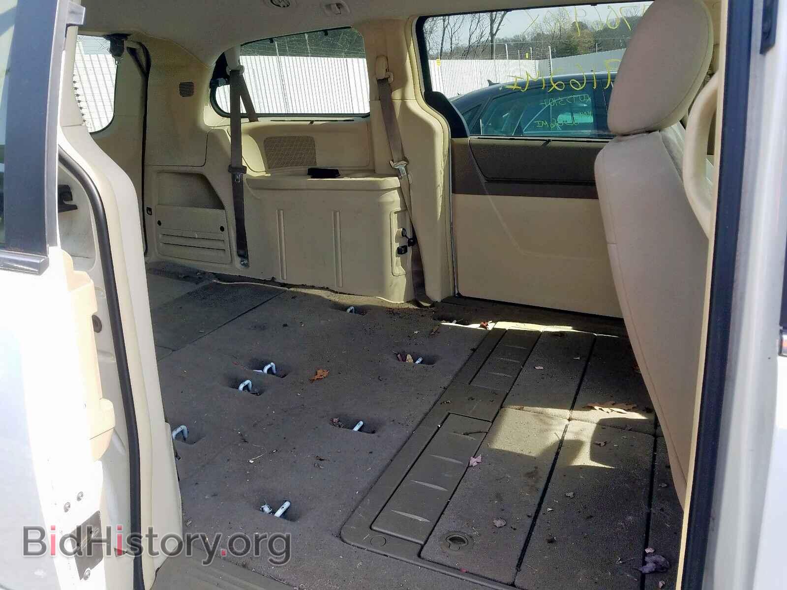 2008 CHRYSLER MINIVAN - VIN: 2A8HR54P68R121543 - Фото 6