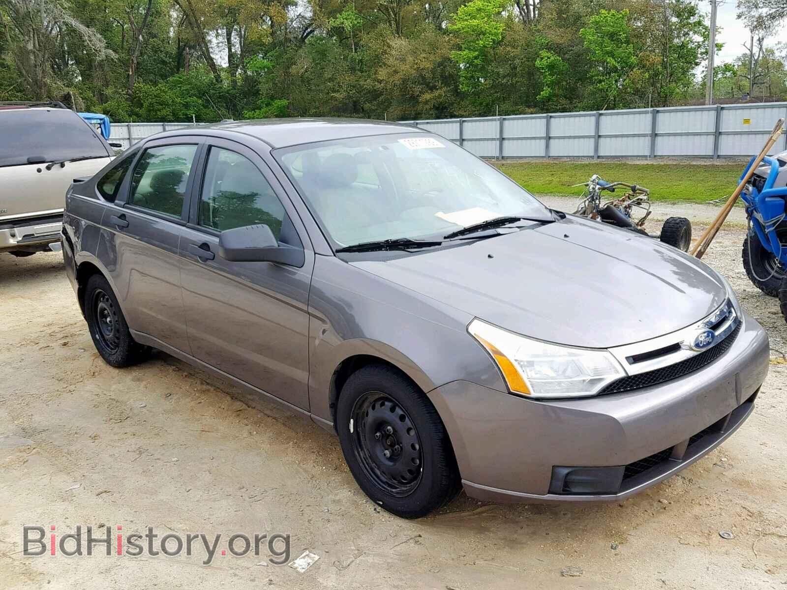 Photo 1FAHP3EN2BW204700 - FORD FOCUS 2011