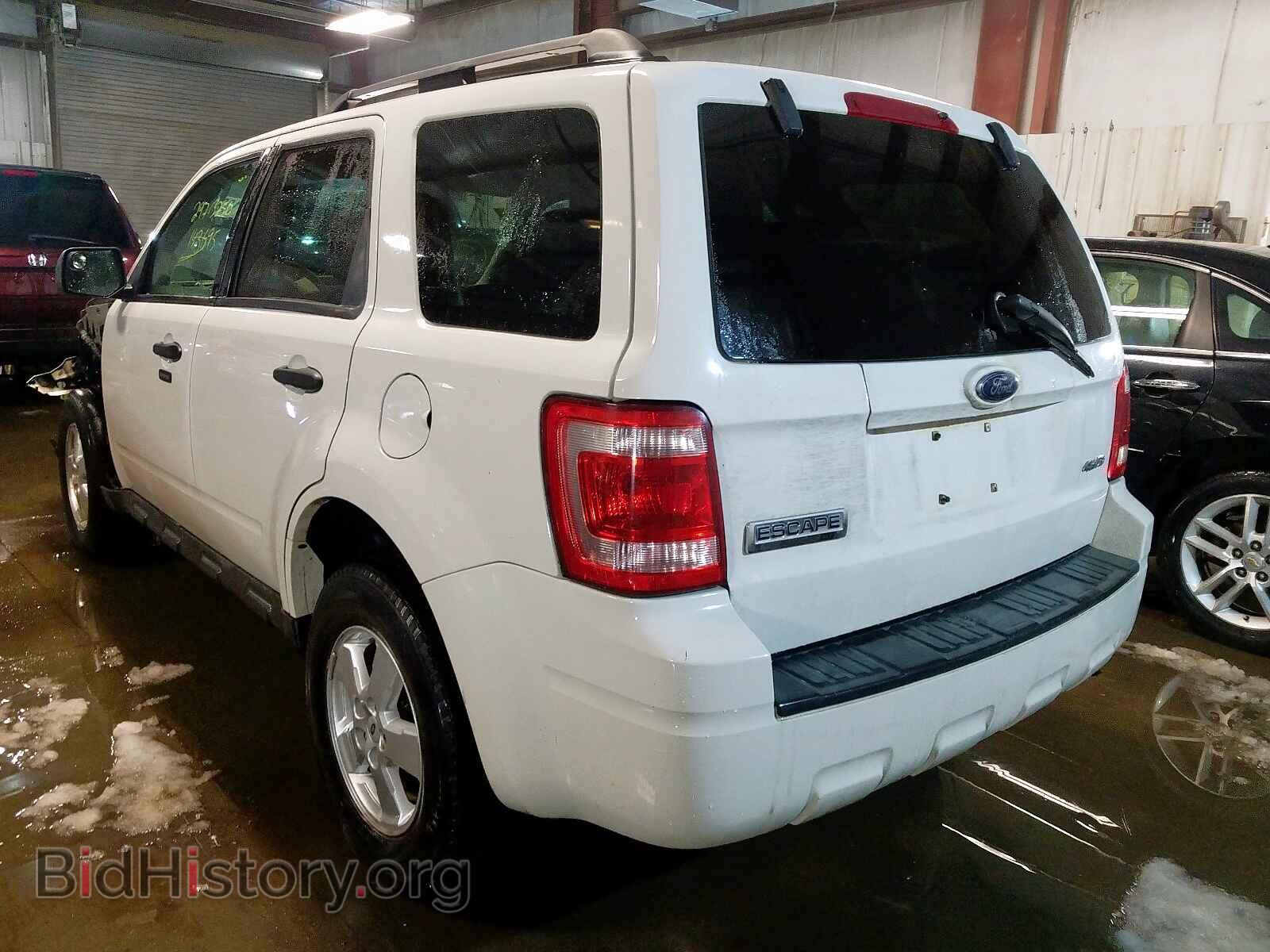 2009 FORD ESCAPE - VIN: 1FMCU93709KC38670 - Фото 3