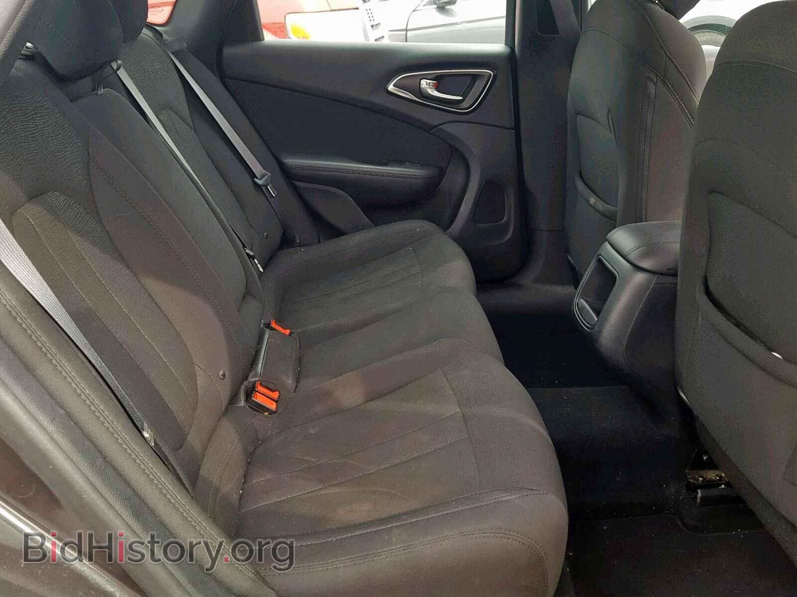 2016 CHRYSLER 200 - VIN: 1C3CCCAB3GN167587 - Photo 6