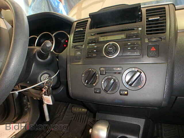 2008 NISSAN VERSA - VIN: 3N1BC13E88L379392 - Фото 9