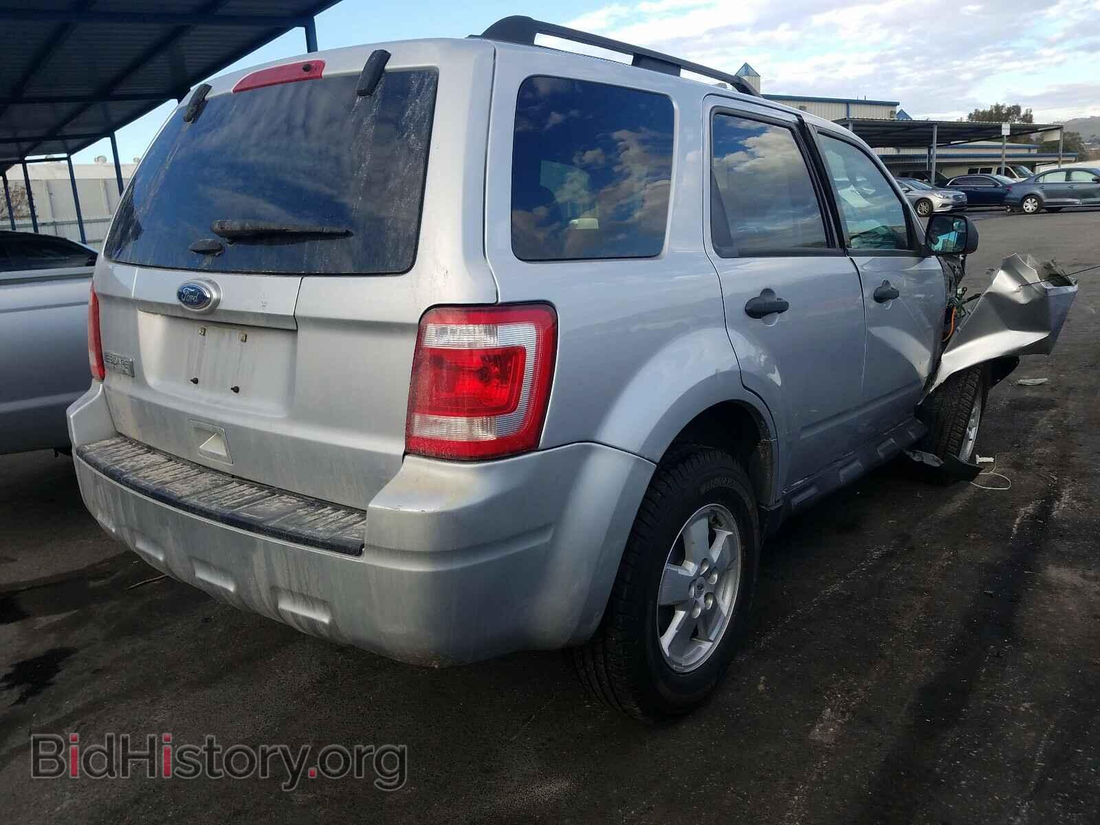 2011 FORD ESCAPE - VIN: 1FMCU9D79BKC38168 - Фото 4