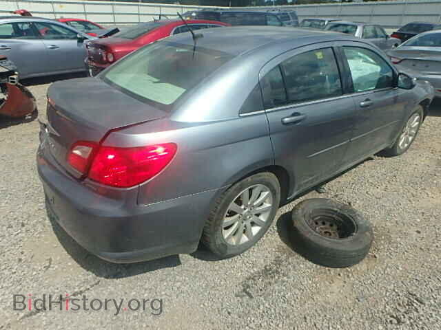 2010 CHRYSLER SEBRING - VIN: 1C3CC5FD8AN197052 - Photo 4