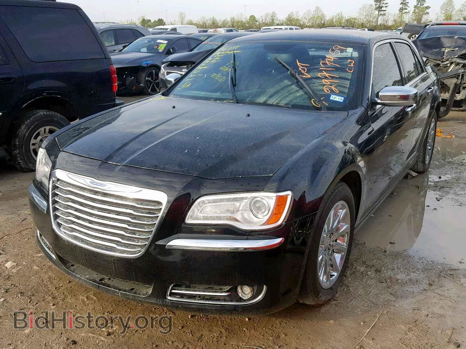 2013 CHRYSLER 300 - VIN: 2C3CCAET0DH711619 - Фото 2