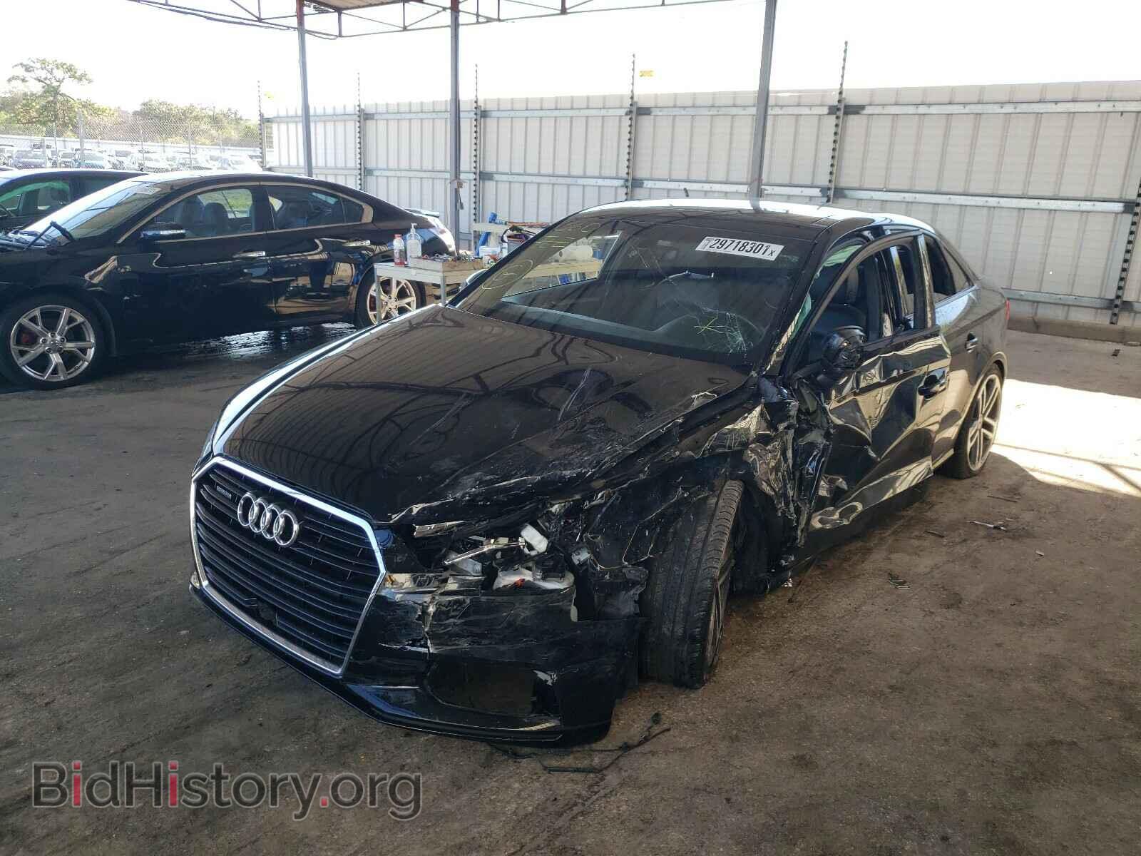 2018 AUDI A3 - VIN: WAUB8GFF8J1022973 - Фото 2