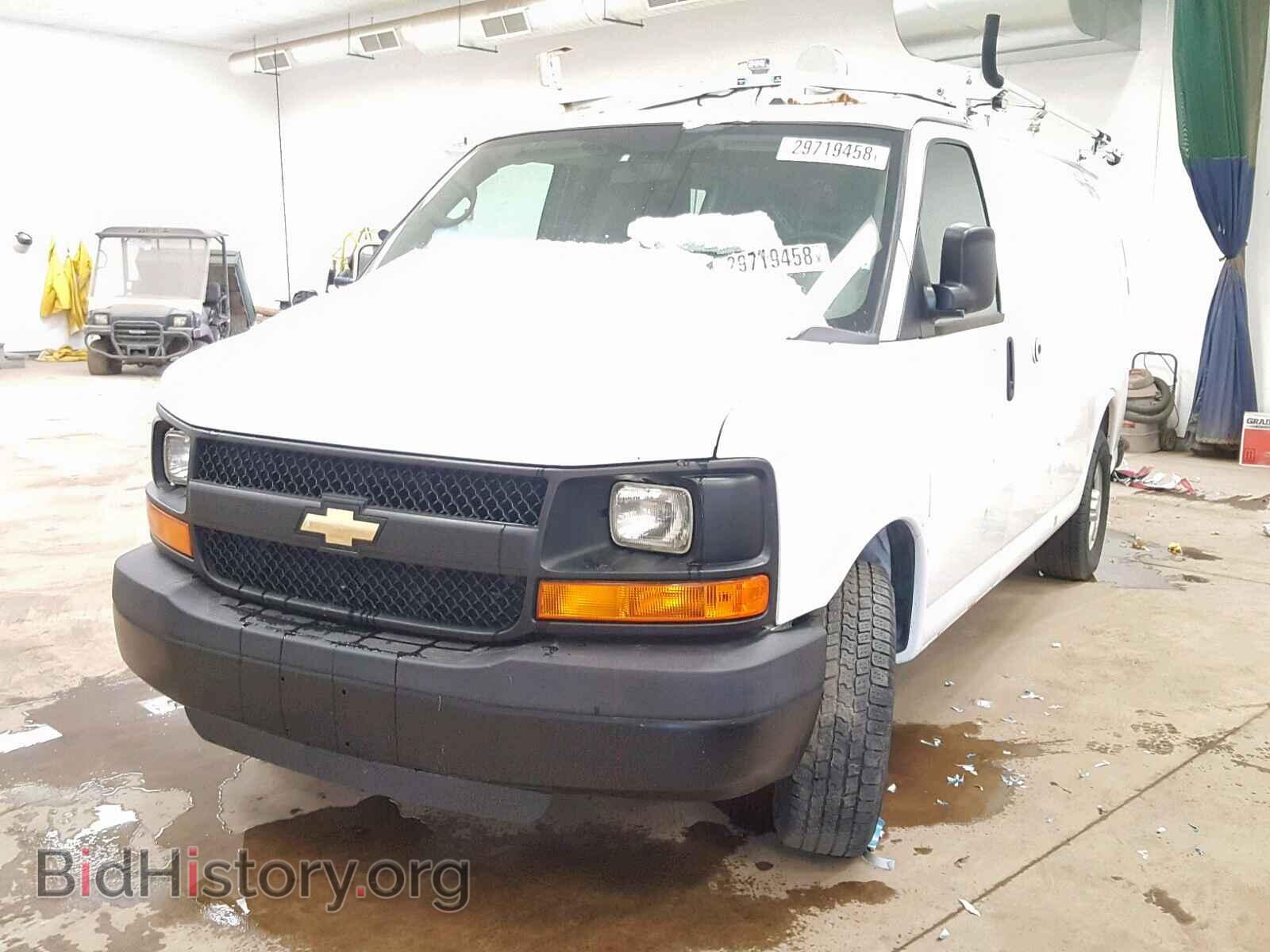 2012 CHEVROLET EXPRESS - VIN: 1GCWGFCBXC1121445 - Фото 2