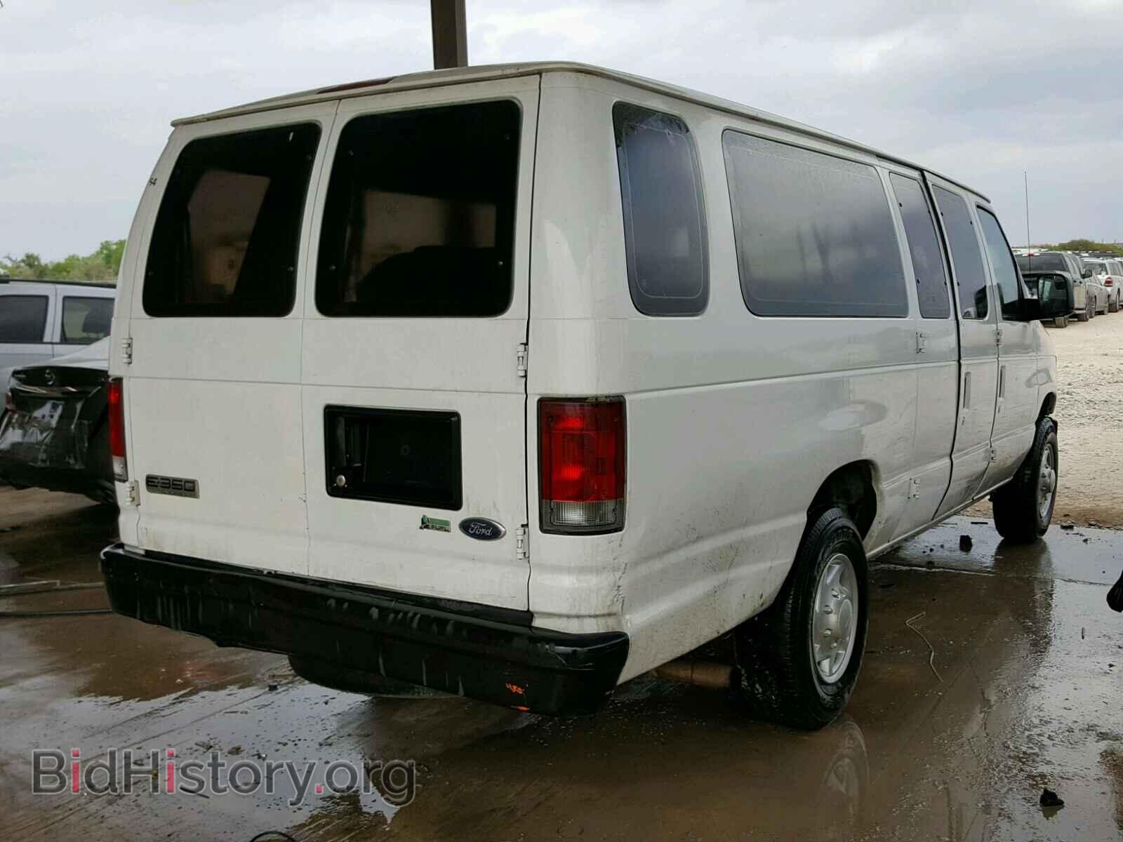 2011 FORD ECONOLINE - VIN: 1FBSS3BL3BDA15734 - Photo 4