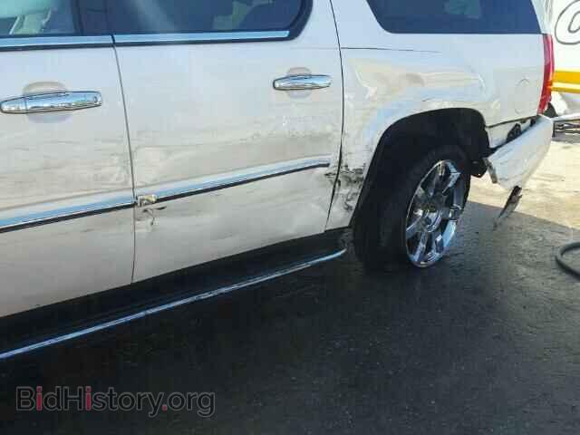 2011 CADILLAC ESCALADE - VIN: 1GYS4HEF3BR167289 - Фото 9