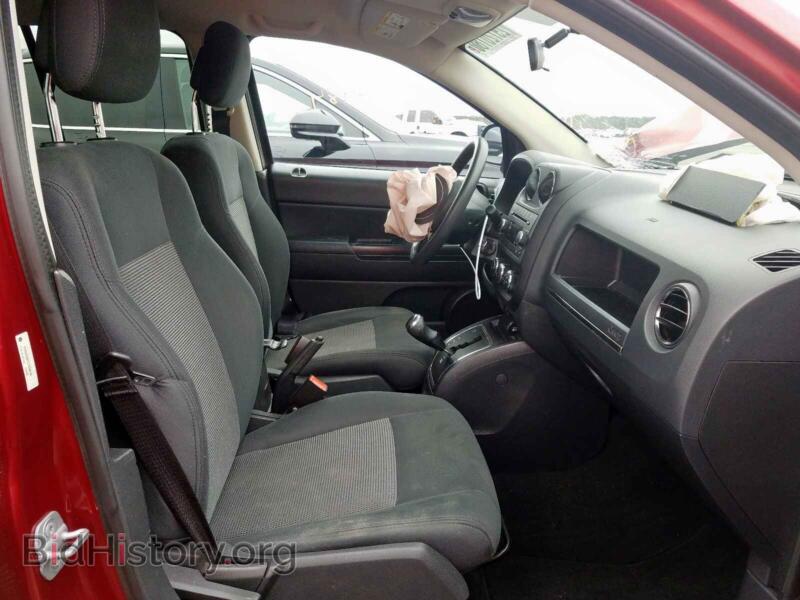 2012 Jeep COMPASS (VIN 1C4NJDBB7CD608846) — фото 5 из 9