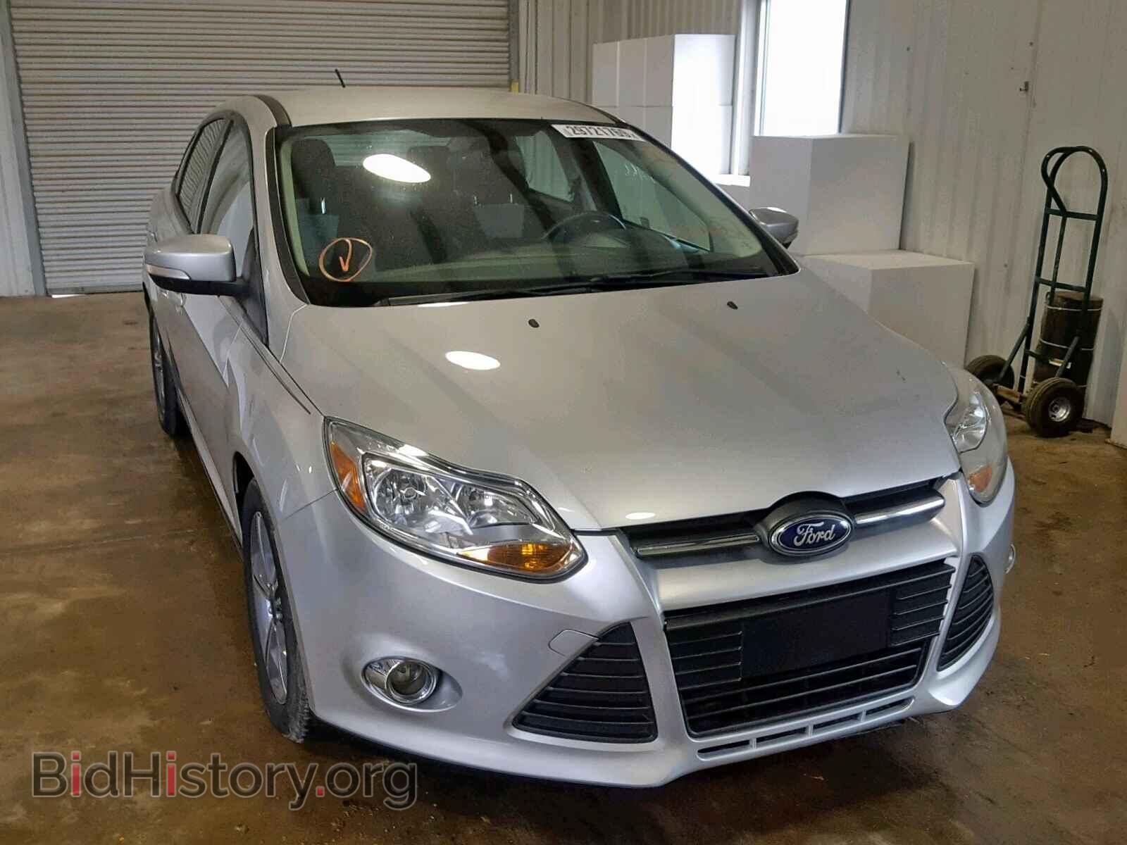 Photo  - FORD FOCUS SE 2014