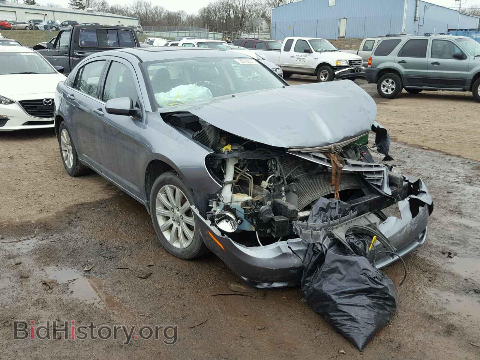 Photo 1C3CC5FB3AN146055 - CHRYSLER SEBRING 2010