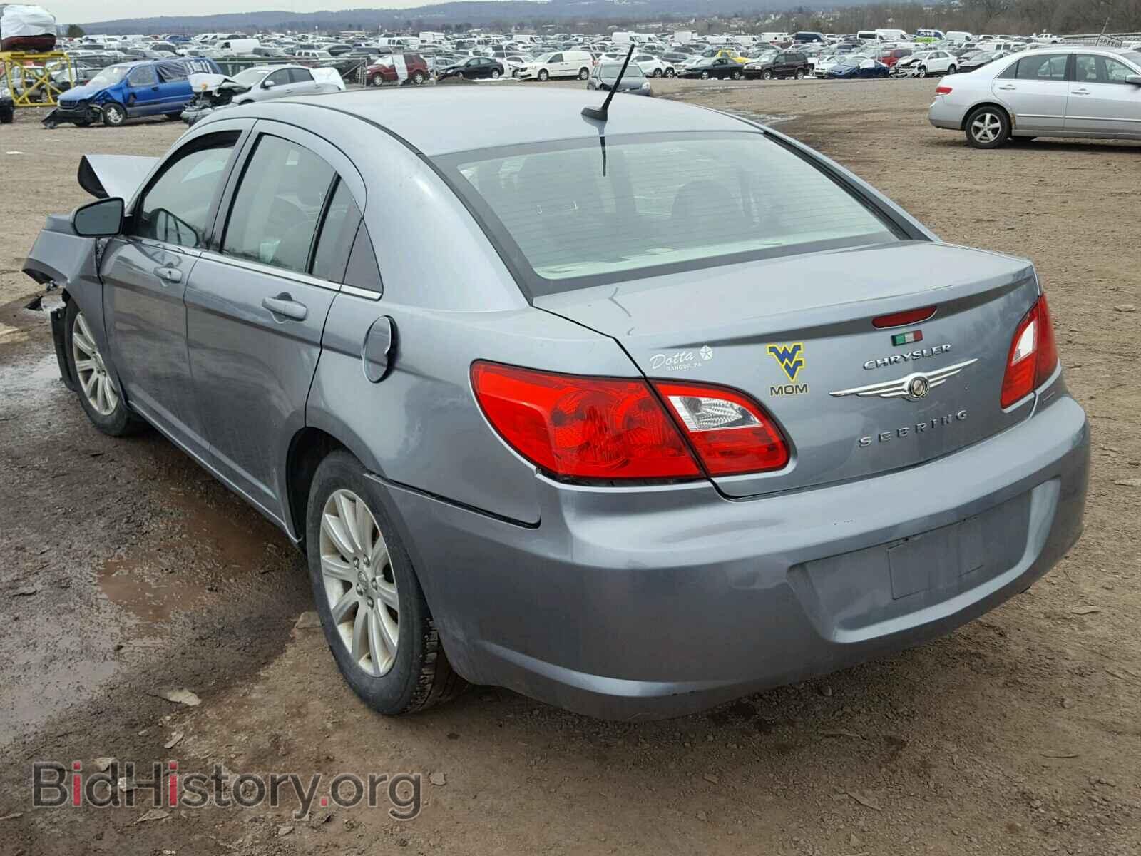 2010 CHRYSLER SEBRING - VIN: 1C3CC5FB3AN146055 - Фото 3