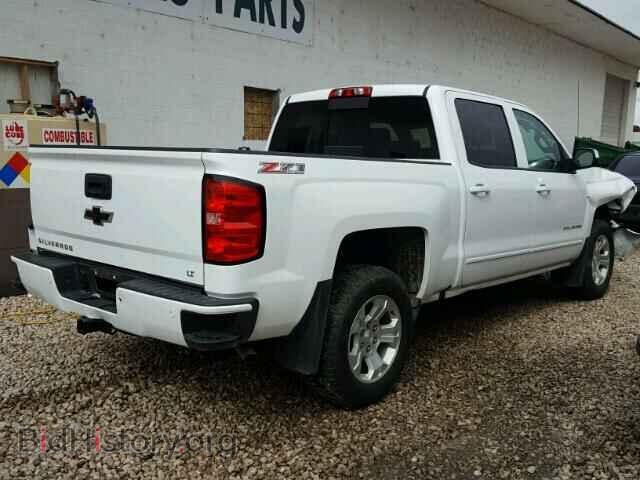 2017 CHEVROLET SILVERADO - VIN: 3GCUKREC9HG360362 - Фото 4
