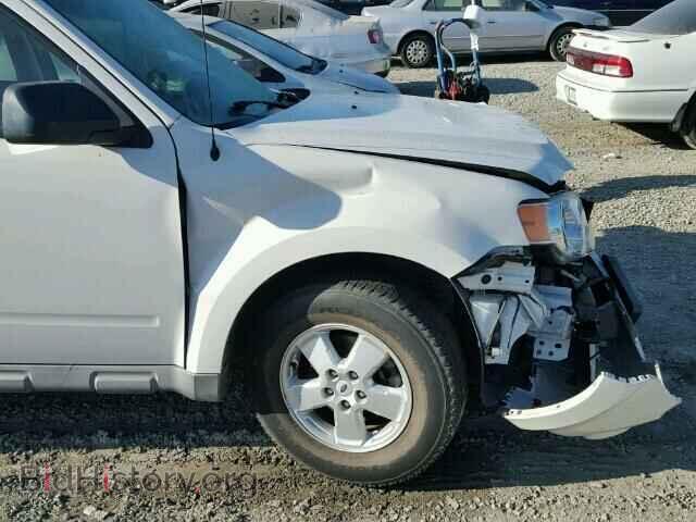 2009 FORD ESCAPE - VIN: 1FMCU03G79KC46258 - Фото 9