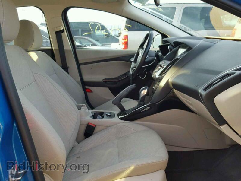 2013 Ford FOCUS (VIN 1FADP3R42DL335663) — фото 5 из 10