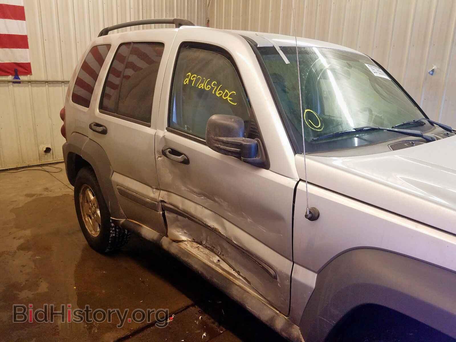2005 JEEP LIBERTY - VIN: 1J8GL48K85W596376 - Фото 9