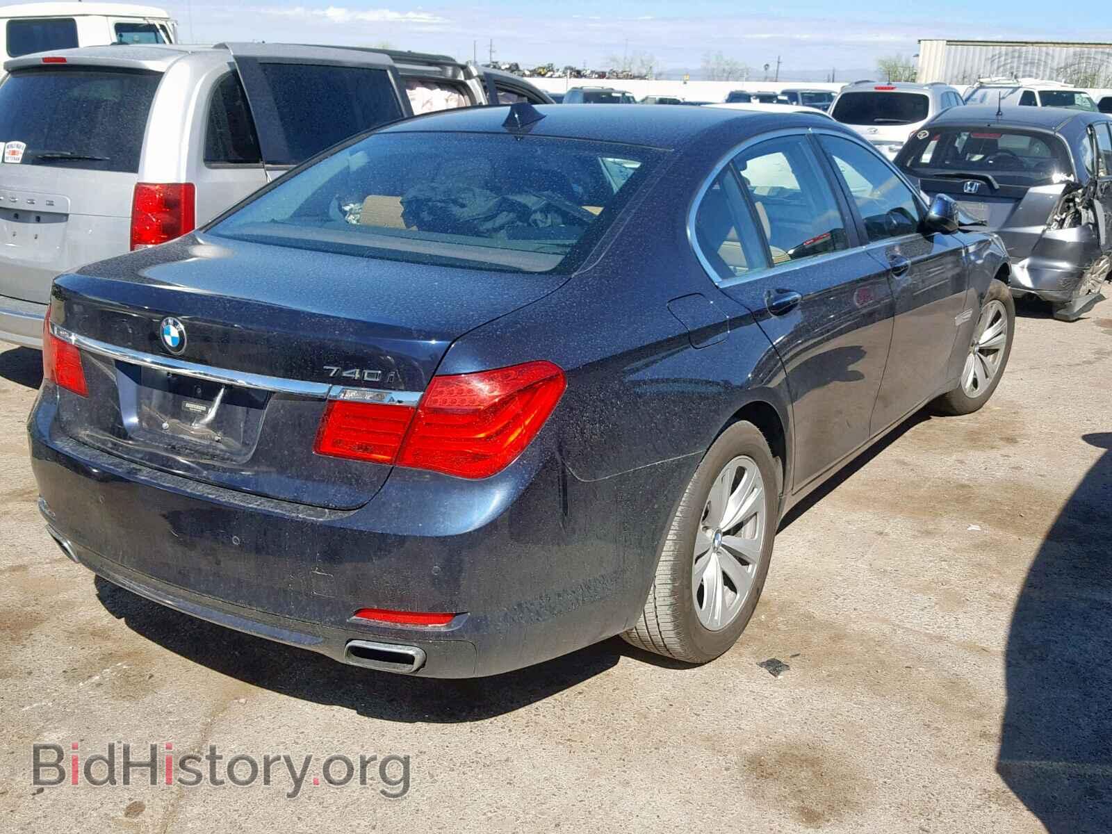 2012 BMW 7 SERIES - VIN: WBAKA4C59CDX20279 - Фото 4