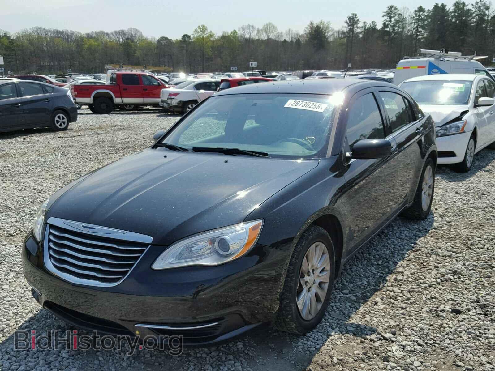 2014 CHRYSLER 200 - VIN: 1C3CCBAB6EN209063 - Фото 2