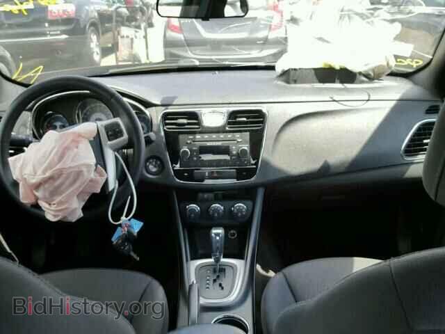 2012 CHRYSLER 200 - VIN: 1C3CCBBBXCN278303 - Фото 9
