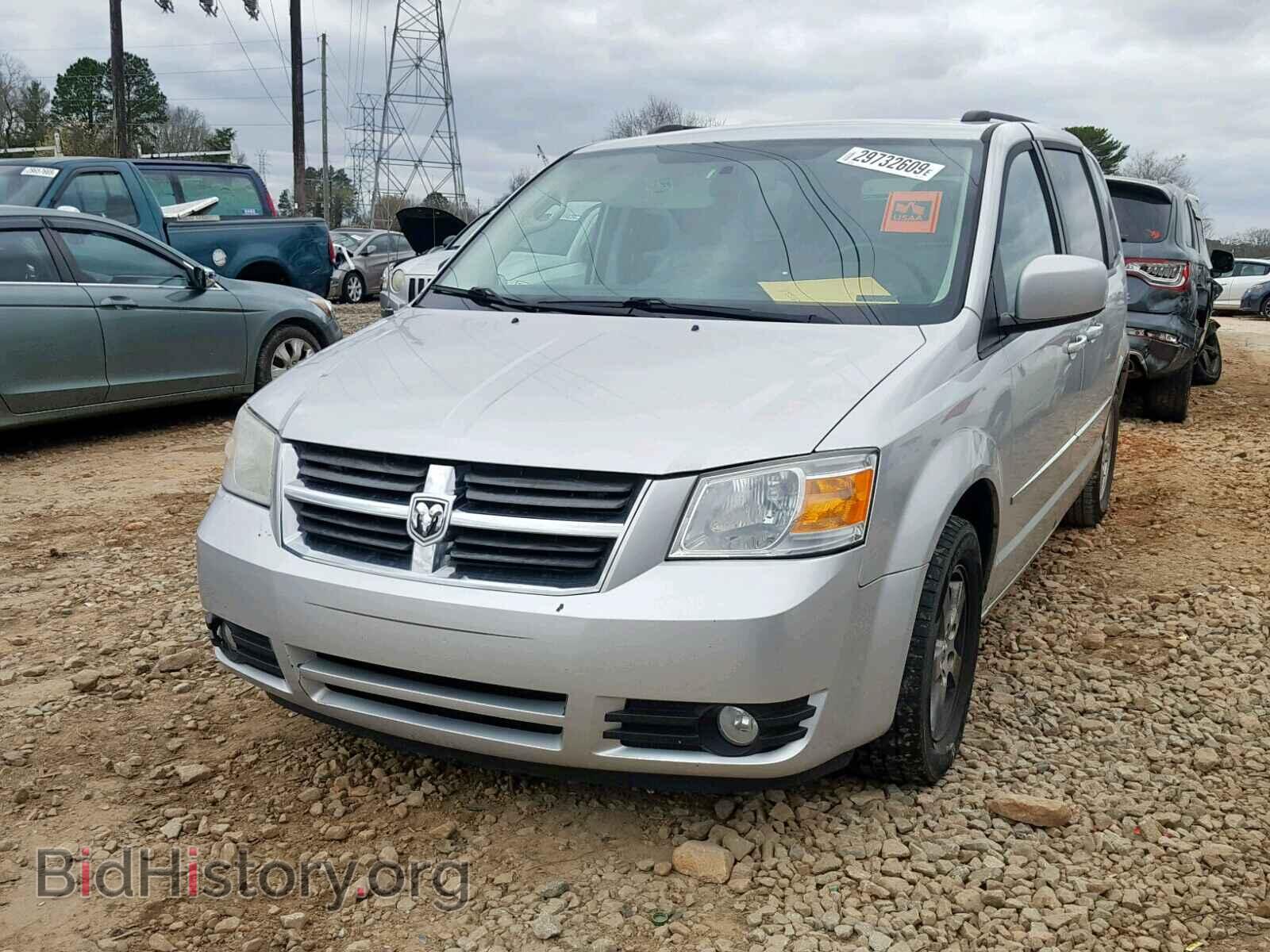 2010 DODGE GRAND CARA - VIN: 2D4RN5D17AR100745 - Фото 2