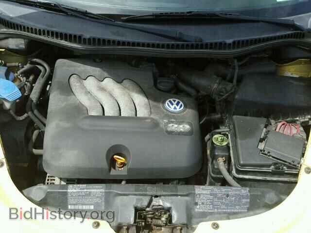 2000 VOLKSWAGEN BEETLE - VIN: 3VWCC21C2YM493873 - Фото 7