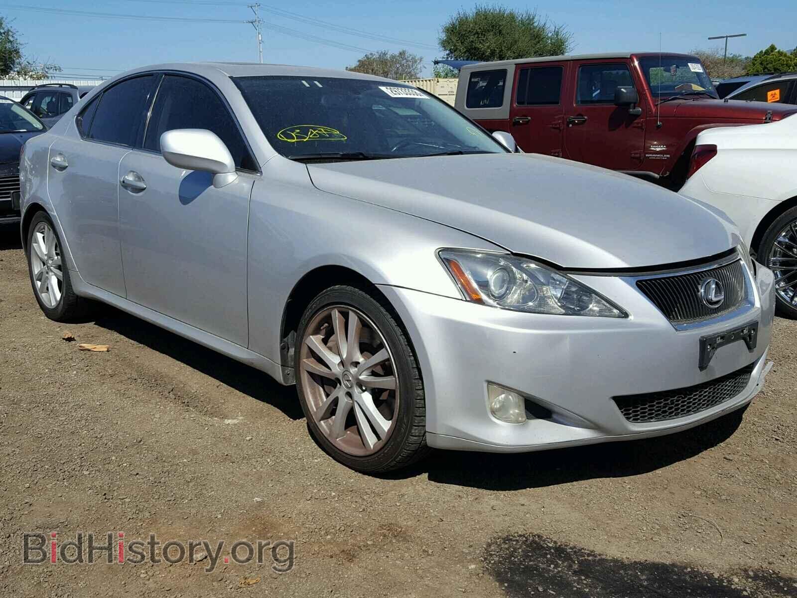 Photo JTHBE262562006371 - LEXUS IS350 2006