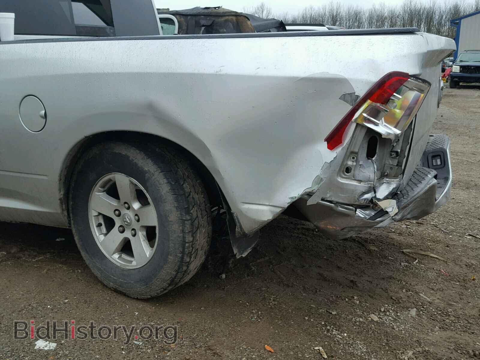 2011 DODGE RAM 1500 - VIN: 1D7RB1GP2BS632165 - Фото 9