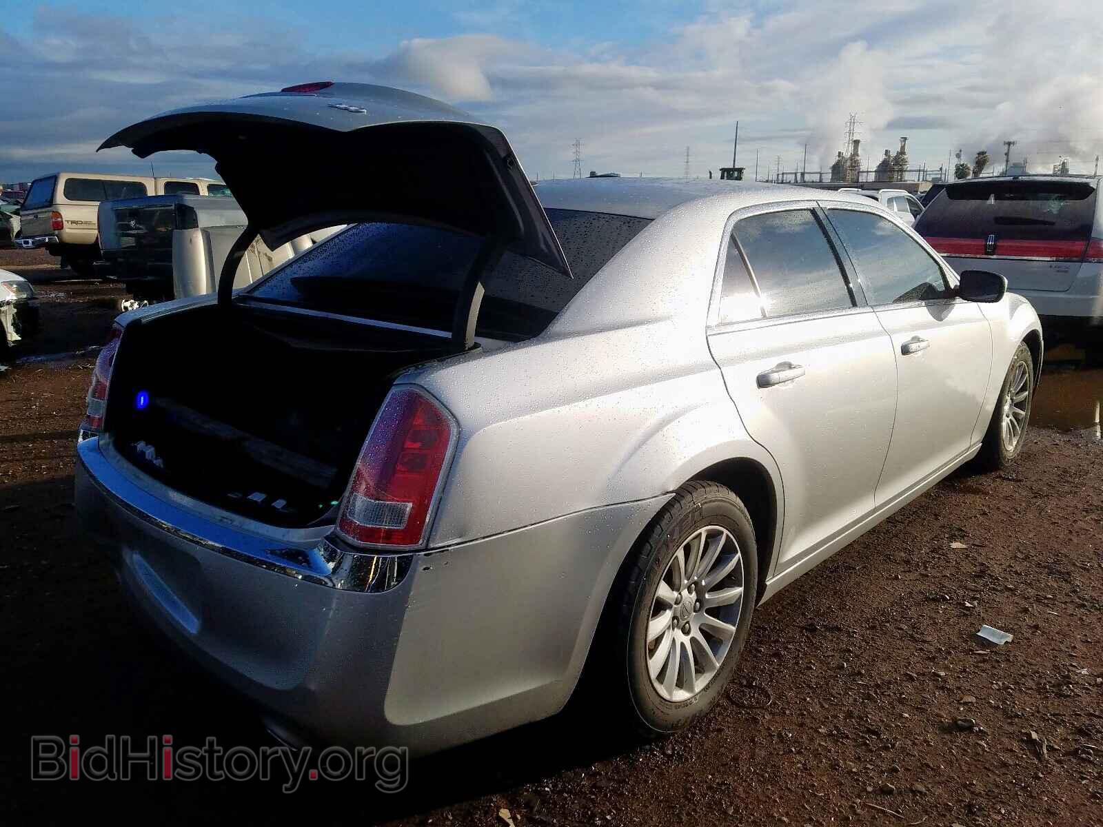 2012 CHRYSLER 300 - VIN: 2C3CCAAG7CH283880 - Photo 4
