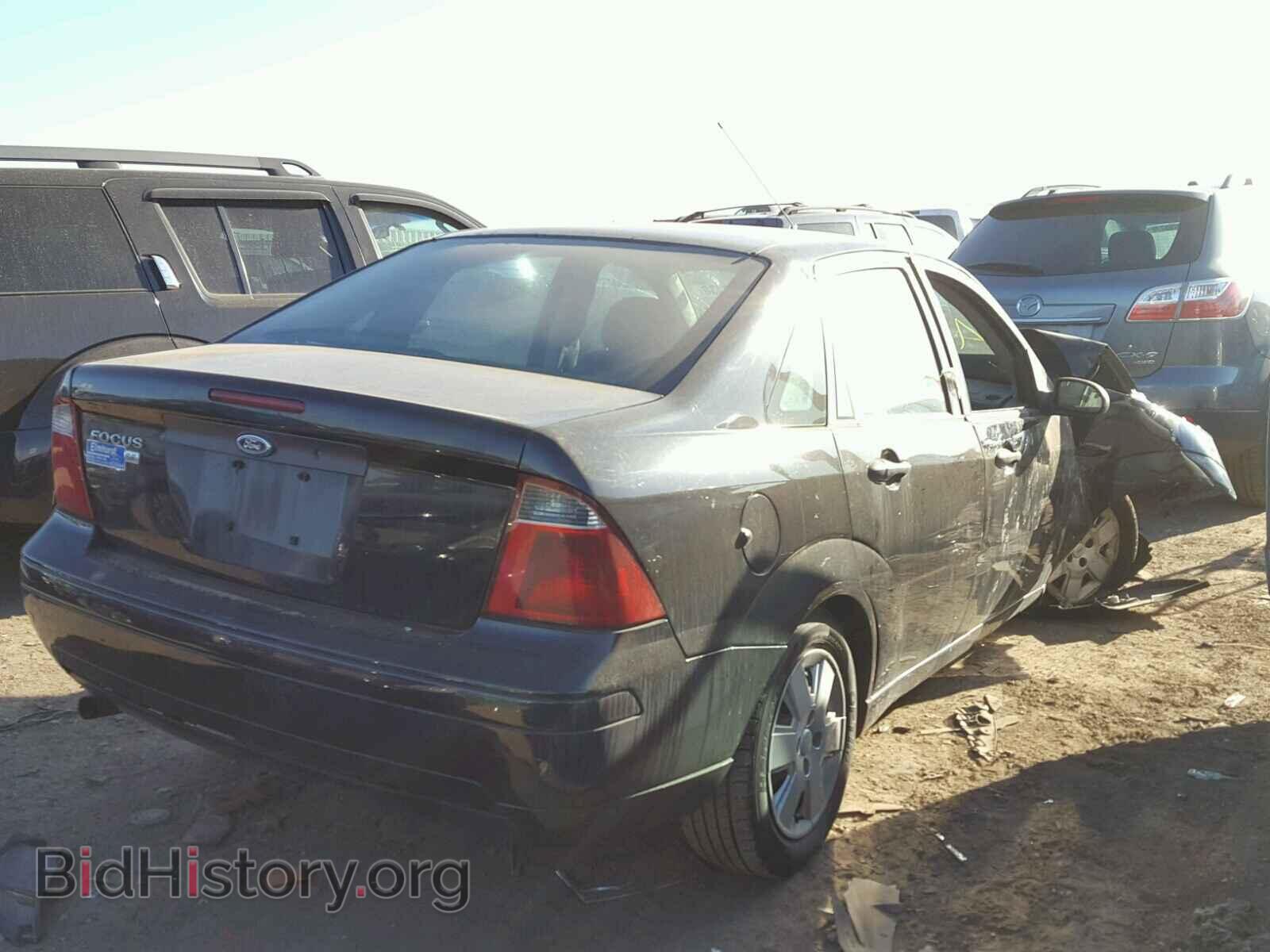 2007 FORD FOCUS - VIN: 1FAHP34N57W213934 - Фото 4