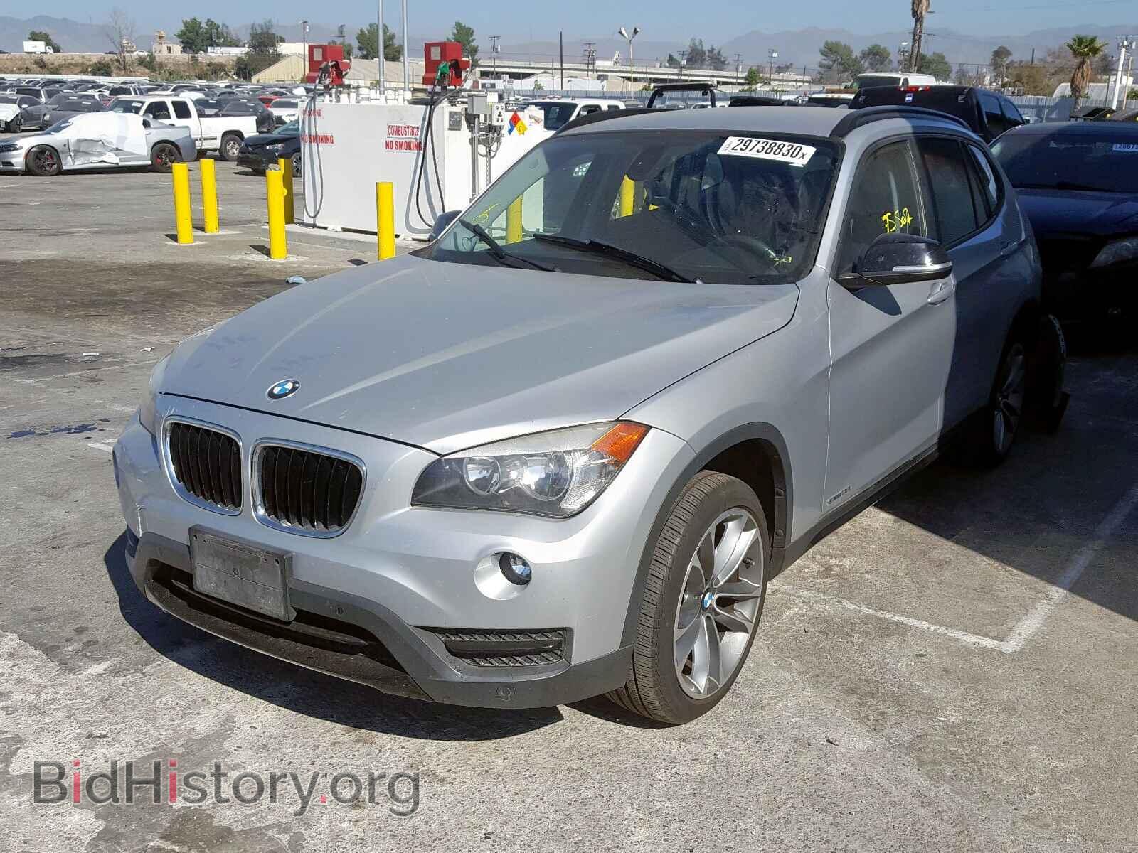 2013 BMW X1 - VIN: WBAVM1C50DVW42909 - Фото 2