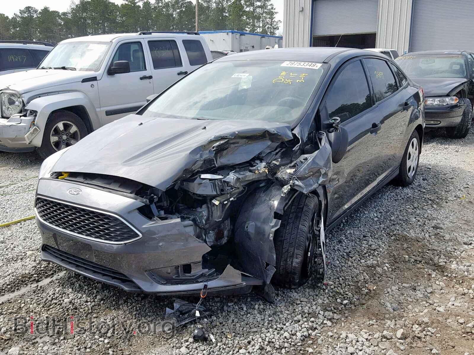 2017 FORD FOCUS - VIN: 1FADP3E21HL322154 - Фото 2