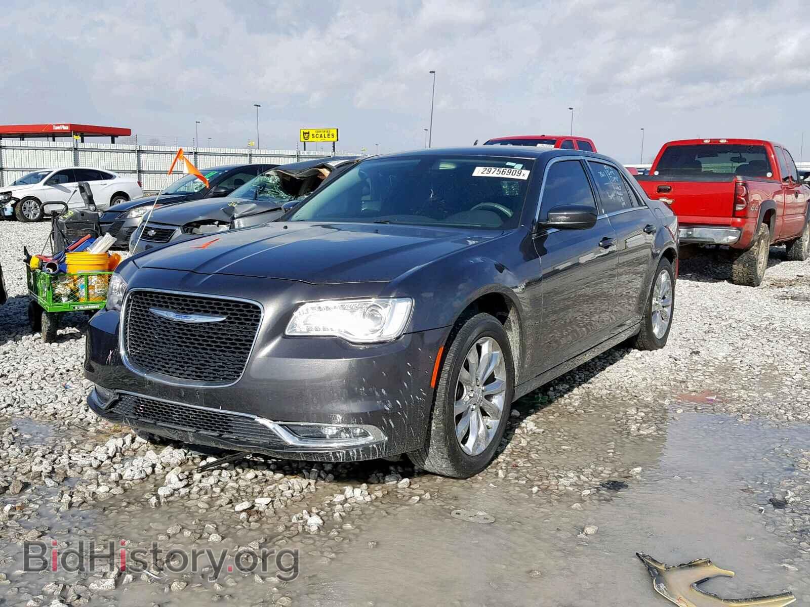 2015 CHRYSLER 300 - VIN: 2C3CCARG1FH831042 - Фото 2