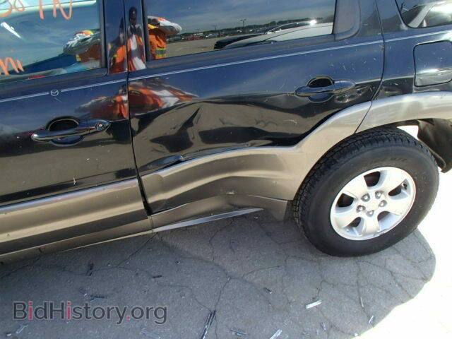 2004 MAZDA TRIBUTE - VIN: 4F2CZ06194KM04055 - Фото 9