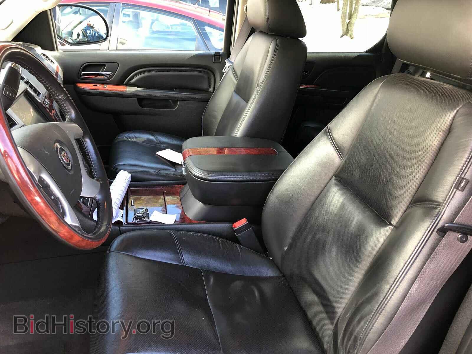 2011 CADILLAC ESCALADE - VIN: 1GYS4AEF0BR292886 - Фото 9