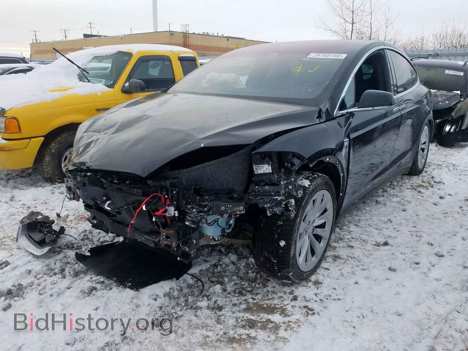 2017 TESLA MODEL X - VIN: 5YJXCAE23HF044772 - Фото 2