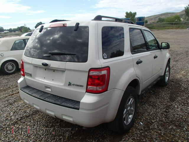 2011 FORD ESCAPE - VIN: 1FMCU5K39BKB26513 - Фото 4