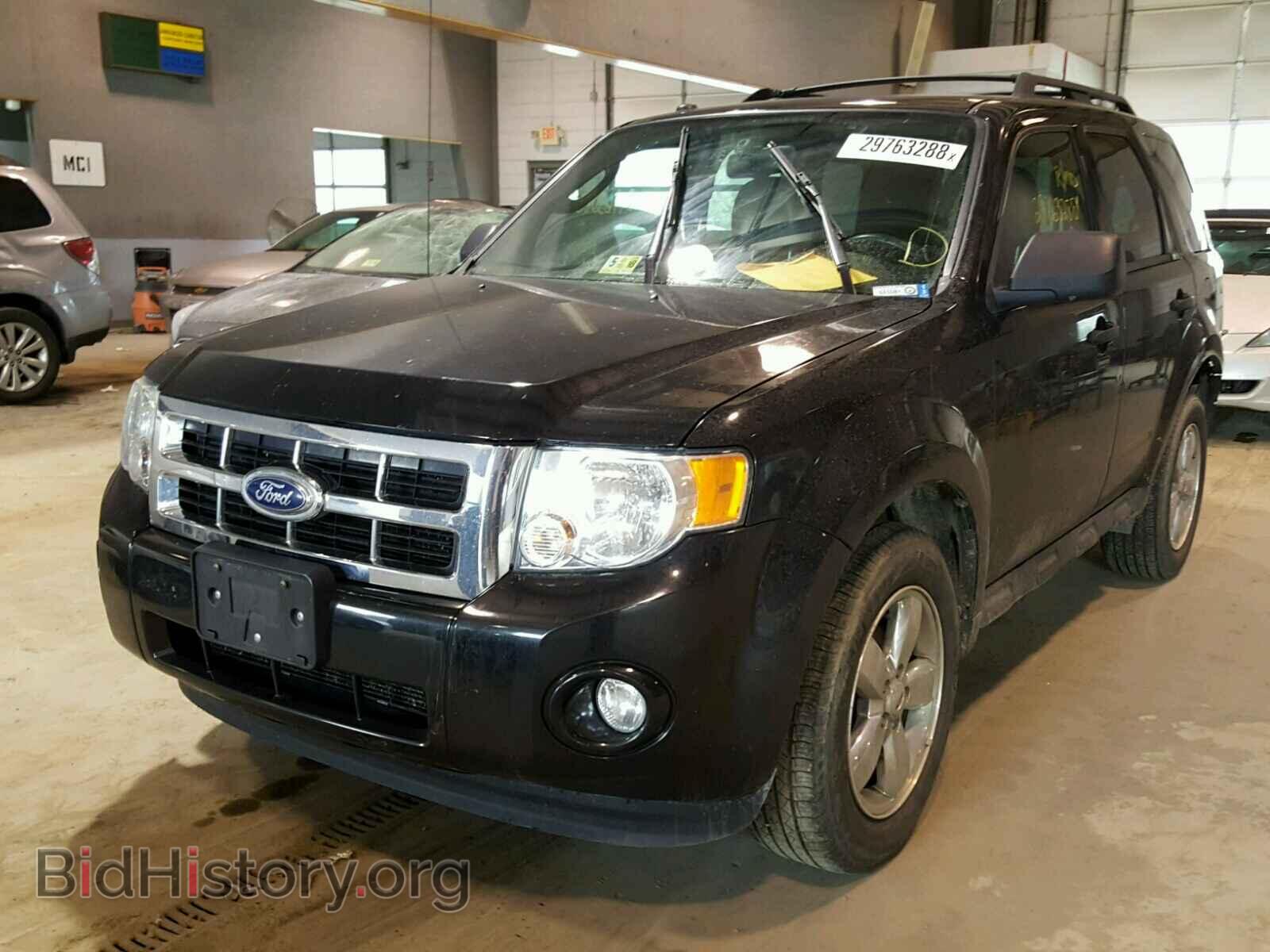 2011 FORD ESCAPE - VIN: 1FMCU9D77BKC60458 - Фото 2