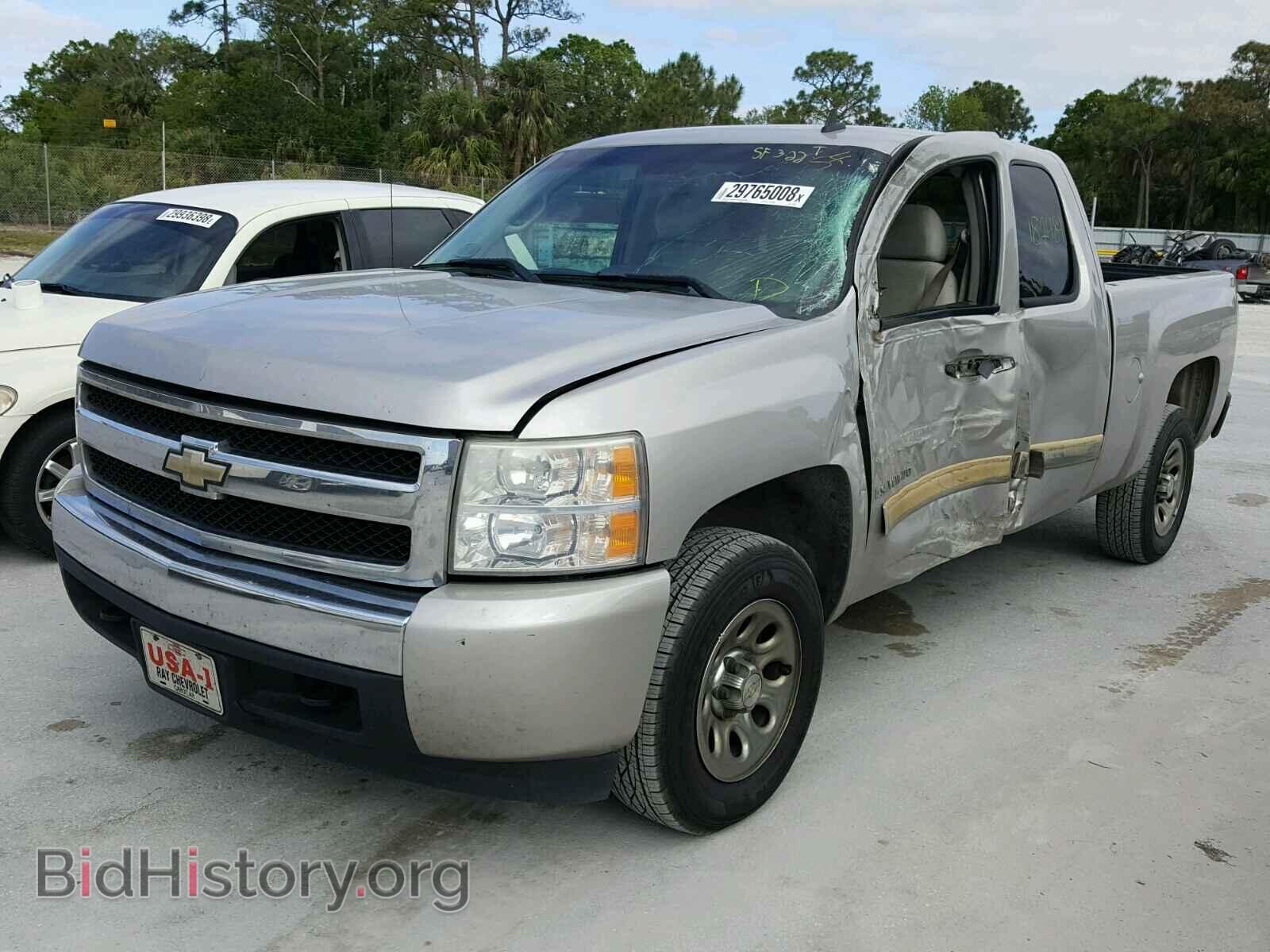 2007 CHEVROLET SILVERADO - VIN: 2GCEC19J971703691 - Photo 2