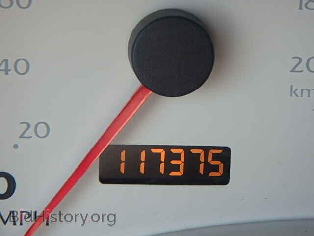 2005 SATURN VUE - VIN: 5GZCZ33D65S824730 - Photo 8