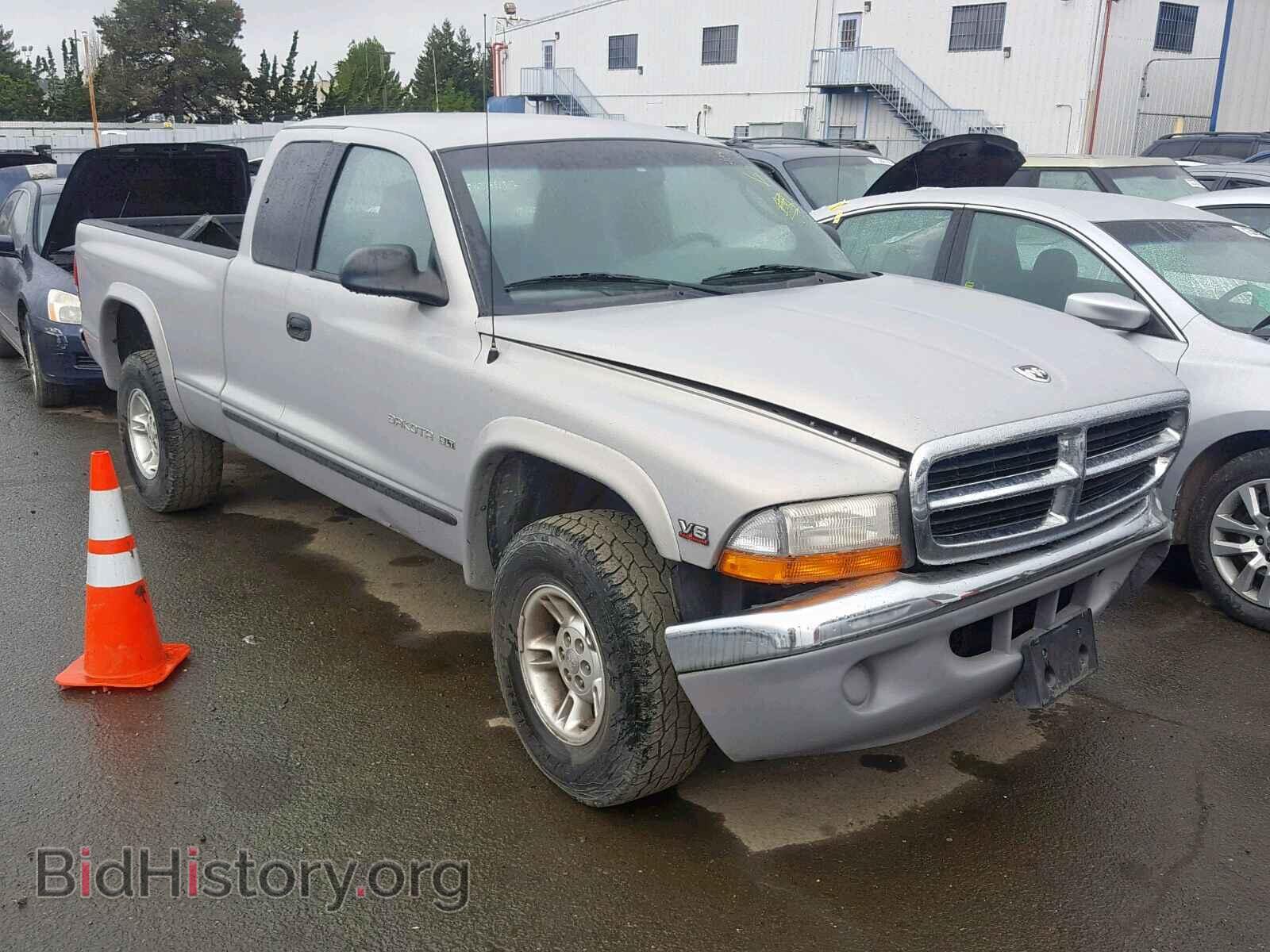 Photo 1B7GG22X7YS560436 - DODGE DAKOTA 2000